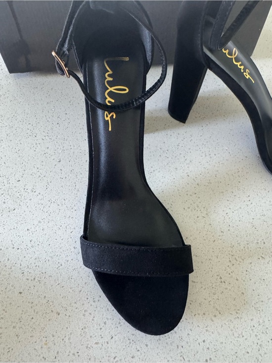 Taylor Shoes - Lulu's Black Suede Ankle-Strap Block Heel Sandals new in box 8.5